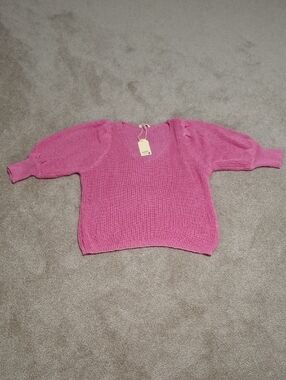 NWT JODIFL Pink Puff-Sleeve Crewneck Sweater